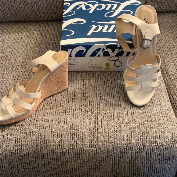 Lucky willows wedges - Picture 3 of 4